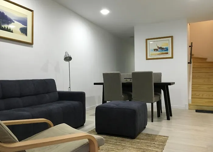 Vakantiehuis Casa Da Praca - O Seu Refugio No Coracao Historico De Aveiro